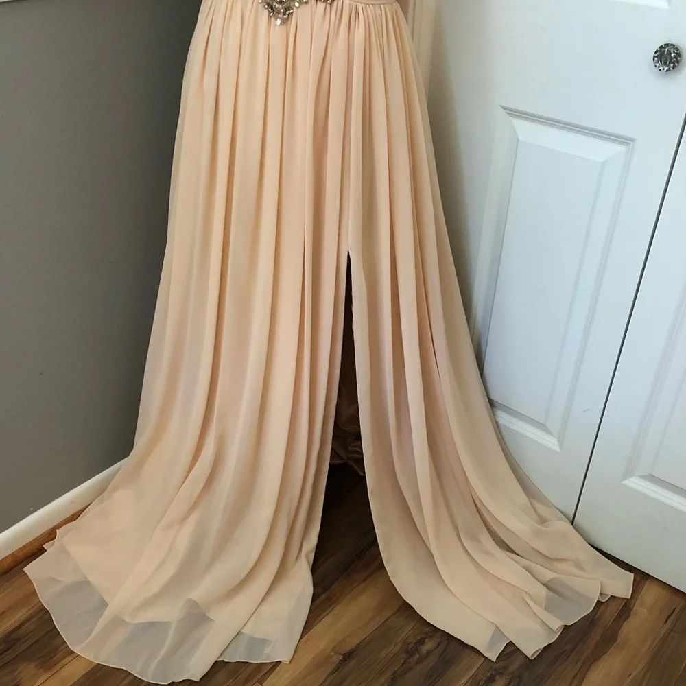 NEW COLORS SZ 12 NUDE JEWELED CHIFFON HALTER FORMAL EVENING GOWN